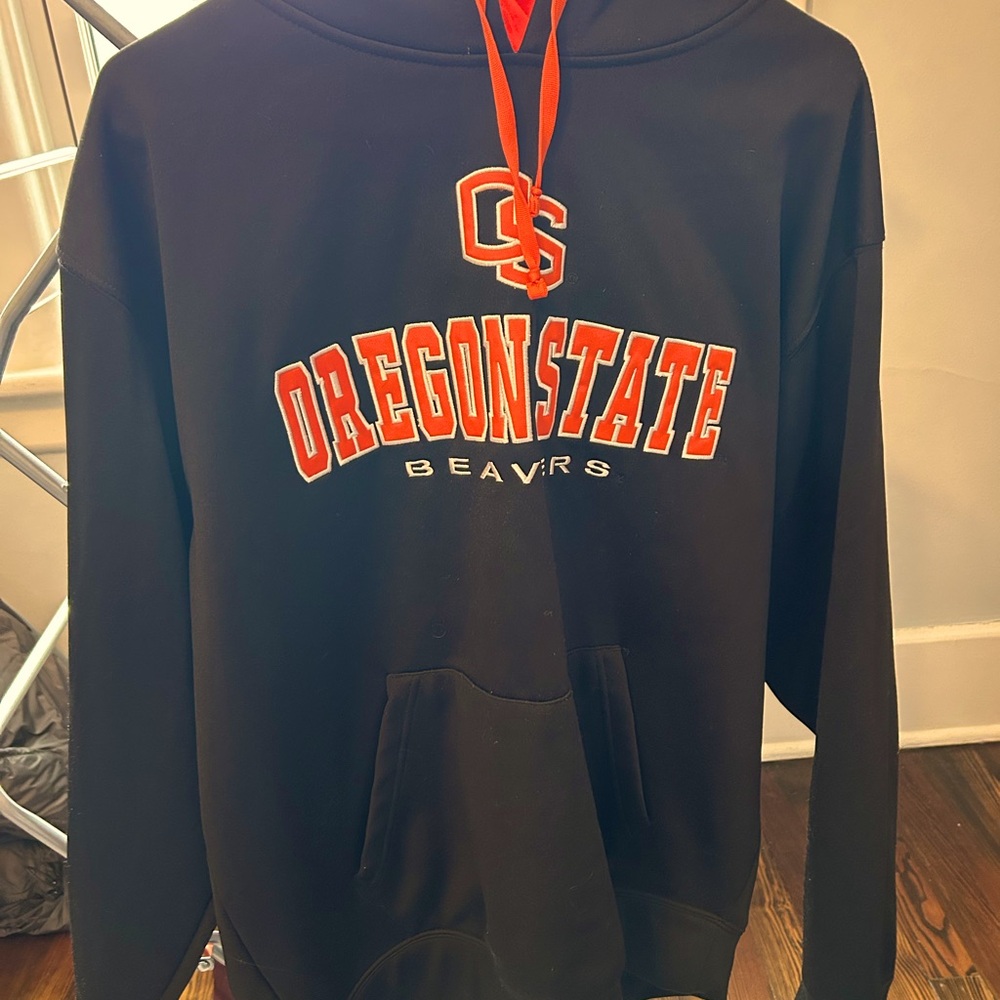 Oregon State Beavers black hoody, XL. Great, brand new condition. Go Beavers!!